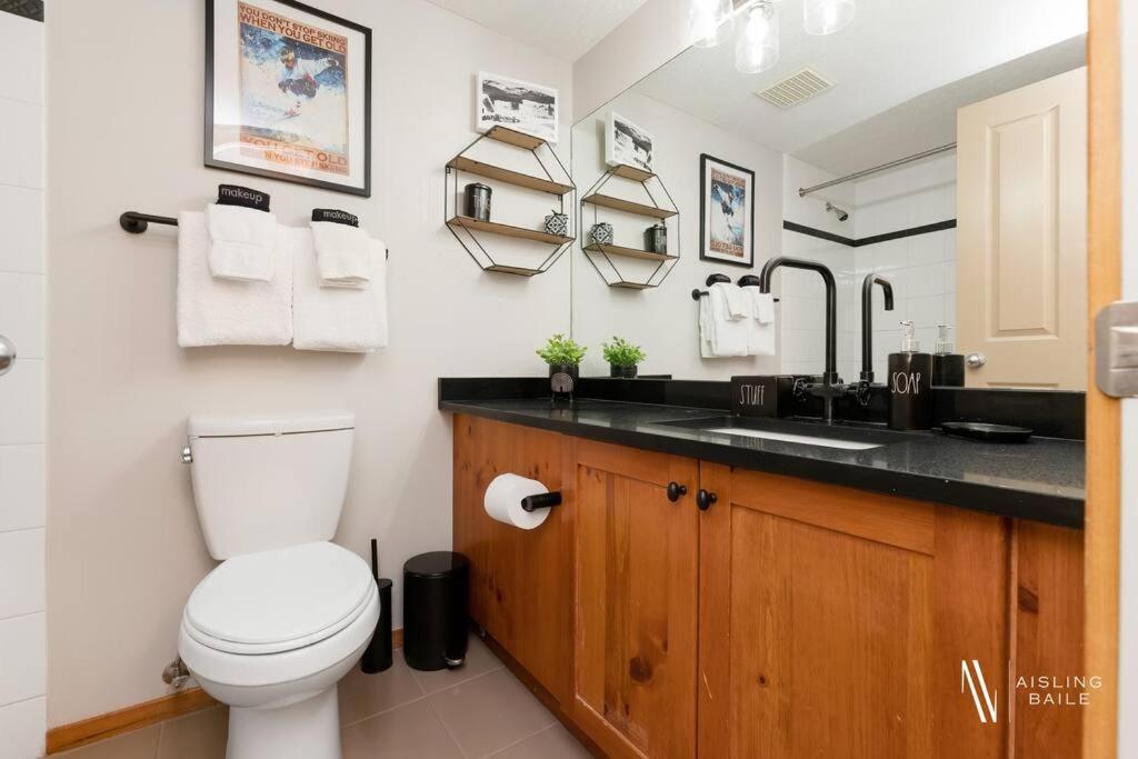 The Upper Tip, Elevate your vacation, with Hot Pool and Hot Tub - Housity