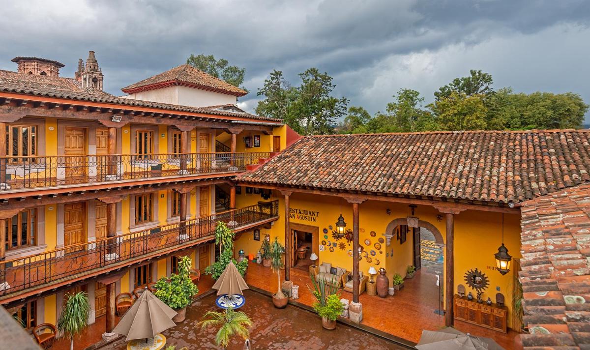 Hotel la Parroquia - Housity