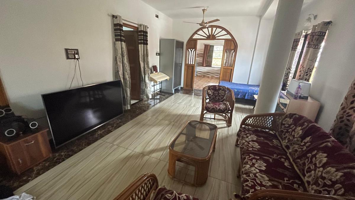 AB'S HomeStay - Housity
