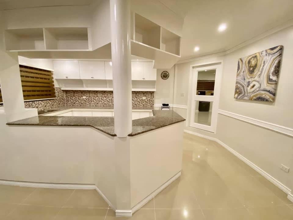 Suitetrails - Nice House with Great Location (Near SM Ecoland)