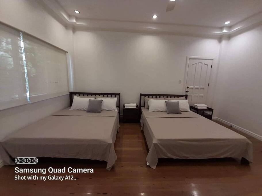 Elegant House w/Pool & Garden in the heart of City - Housity