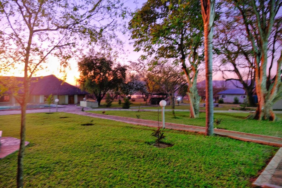 Hayani Farm Resort - Housity