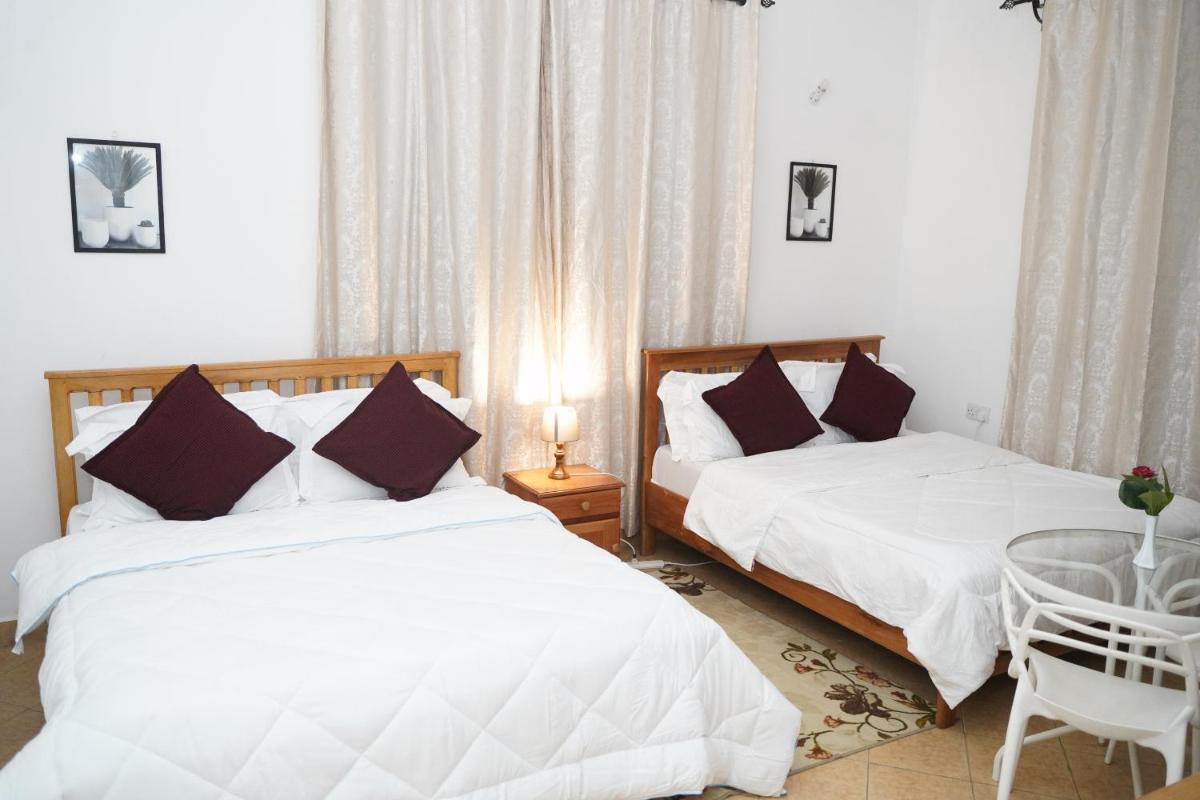 Kili Farmhouse Homes - Housity