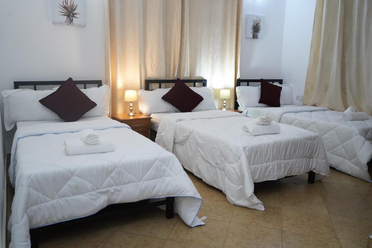 Kili Farmhouse Homes - Housity