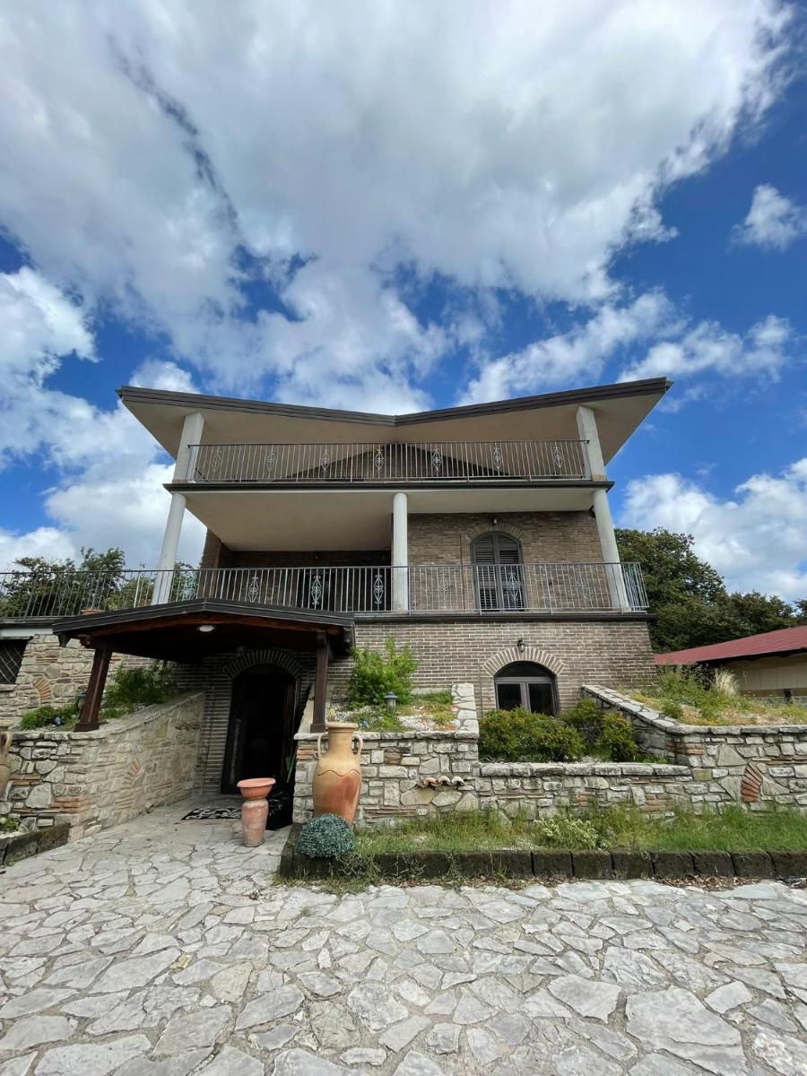 Country House - Housity