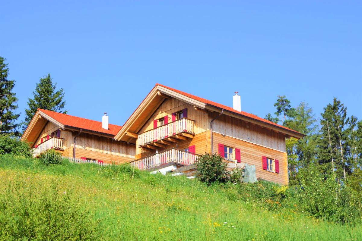 Ferienhaus mit Panoramaausblick und Sauna - 3 SZ - Housity