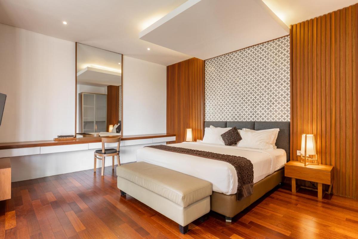 Green Luxury Villa Jimbaran - Housity