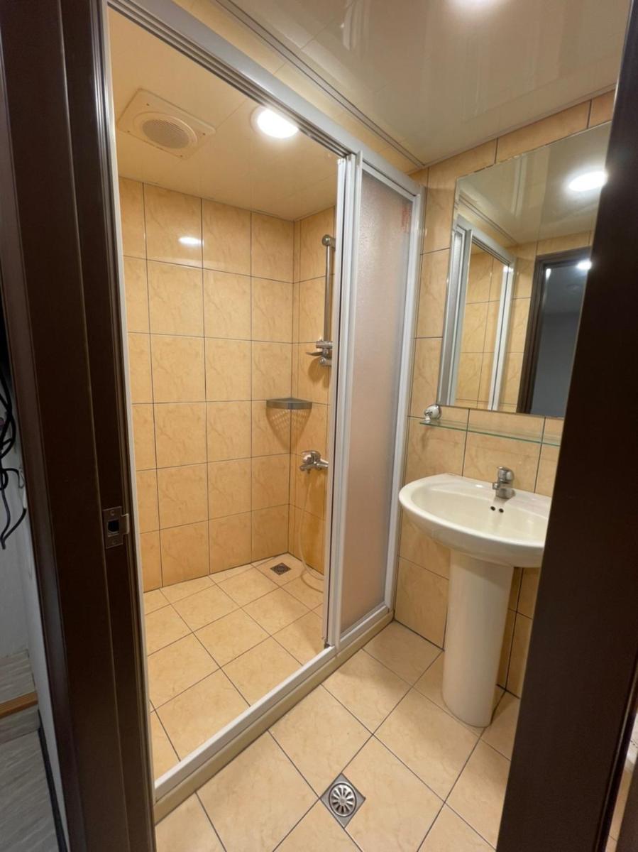 Hope hotel - Housity