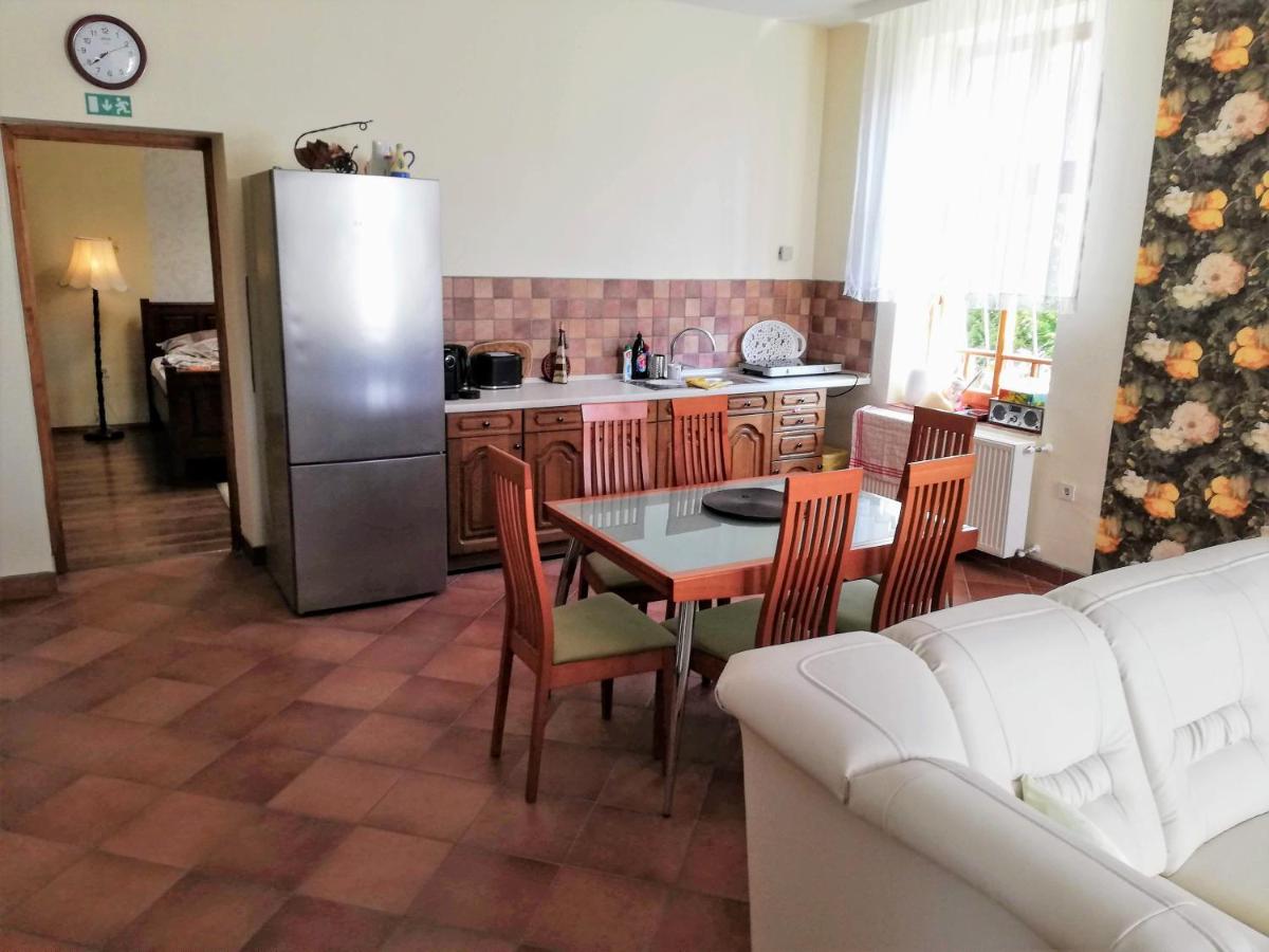 PARVA FORESTA - Housity