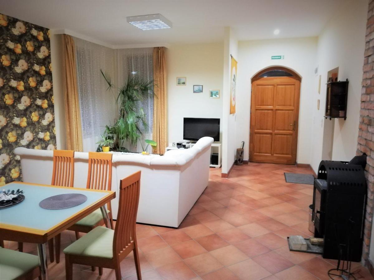 PARVA FORESTA - Housity