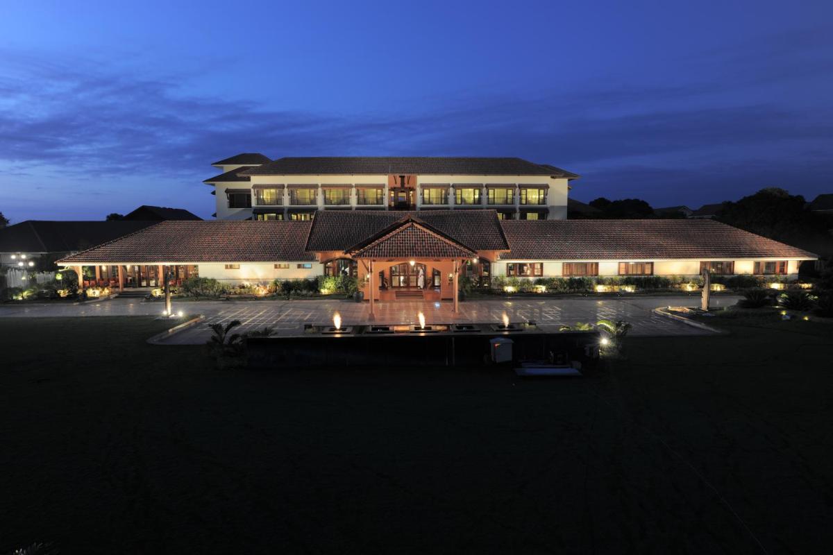 Madhubhan Resort & Spa - Housity