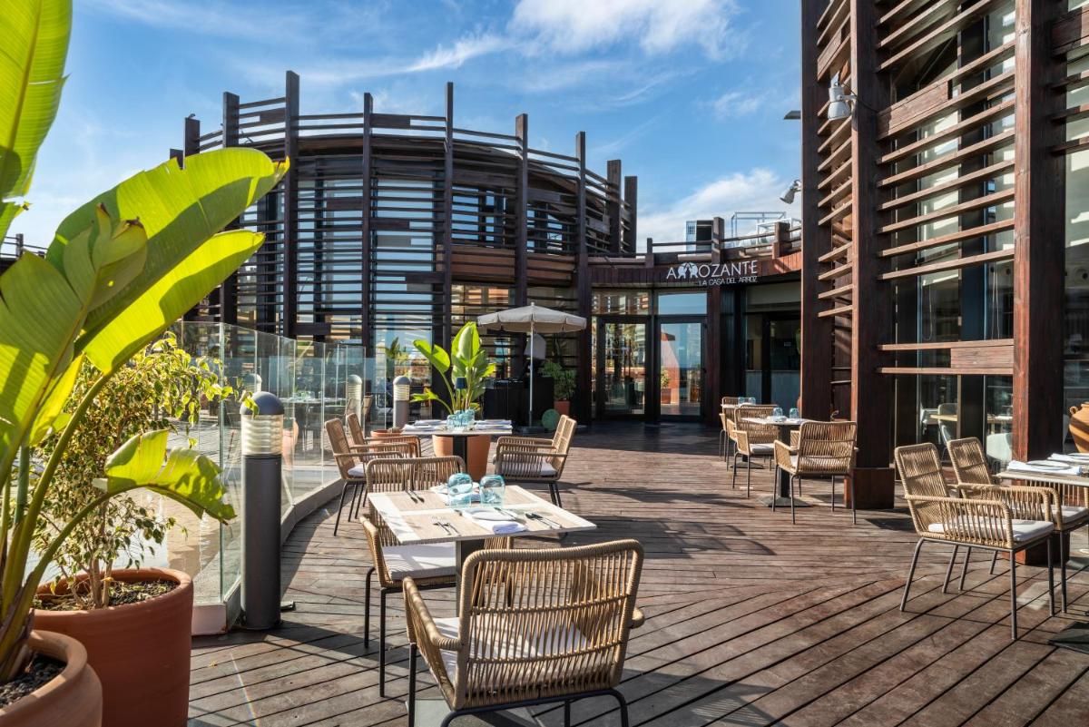 Un restaurante o sitio para comer en Barceló Tenerife