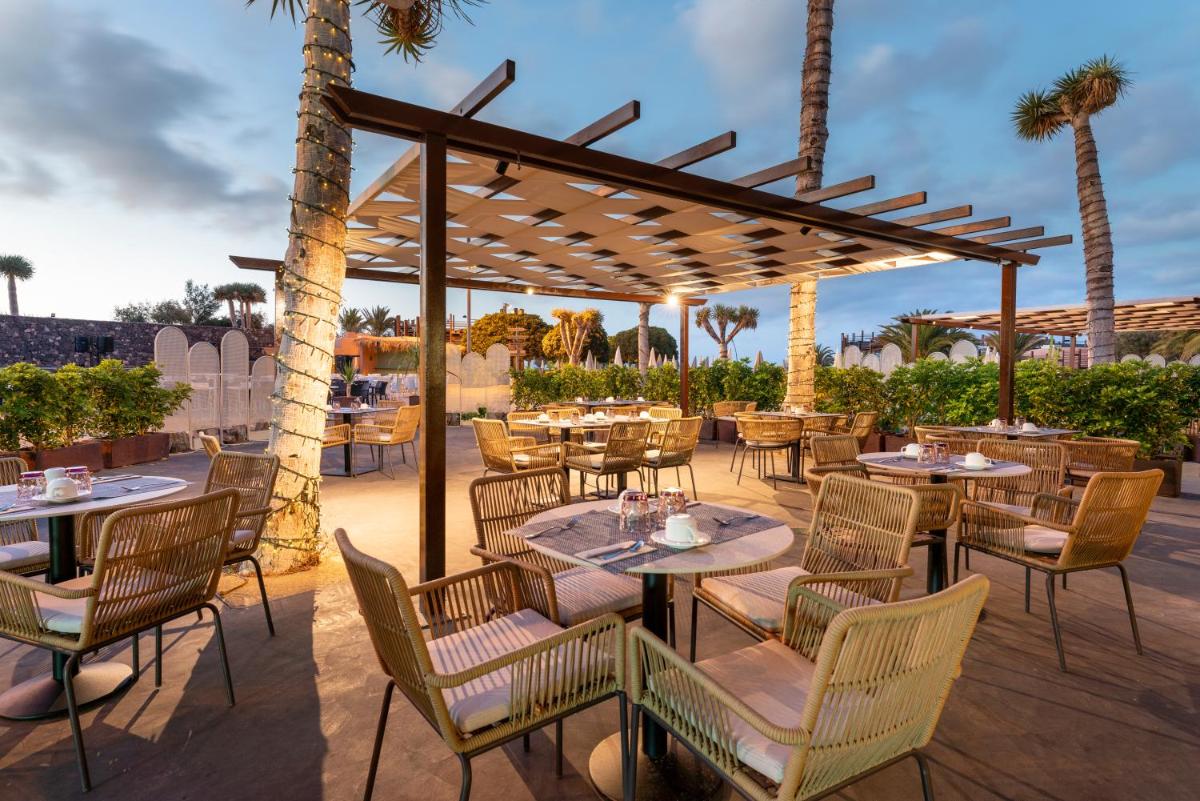Un restaurante o sitio para comer en Barceló Tenerife