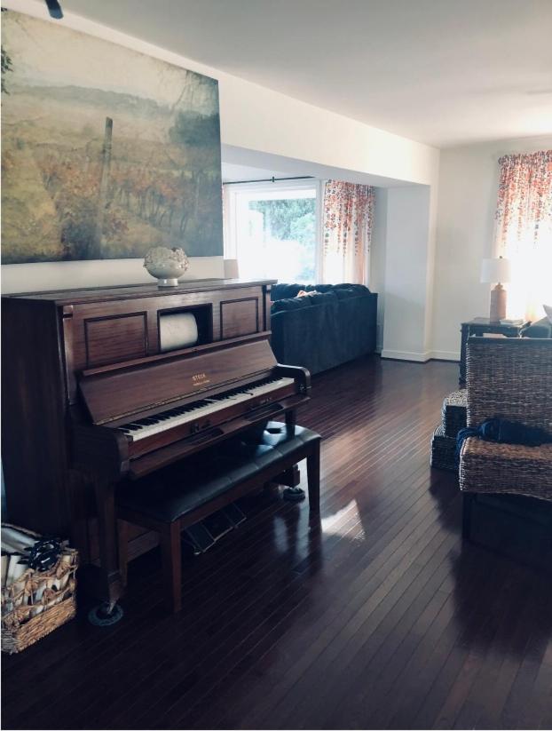 Naomi’s Bed & Breakfast - Housity