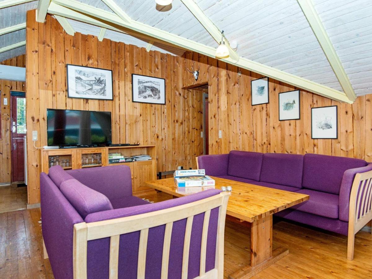 6 person holiday home in Hejls - Housity
