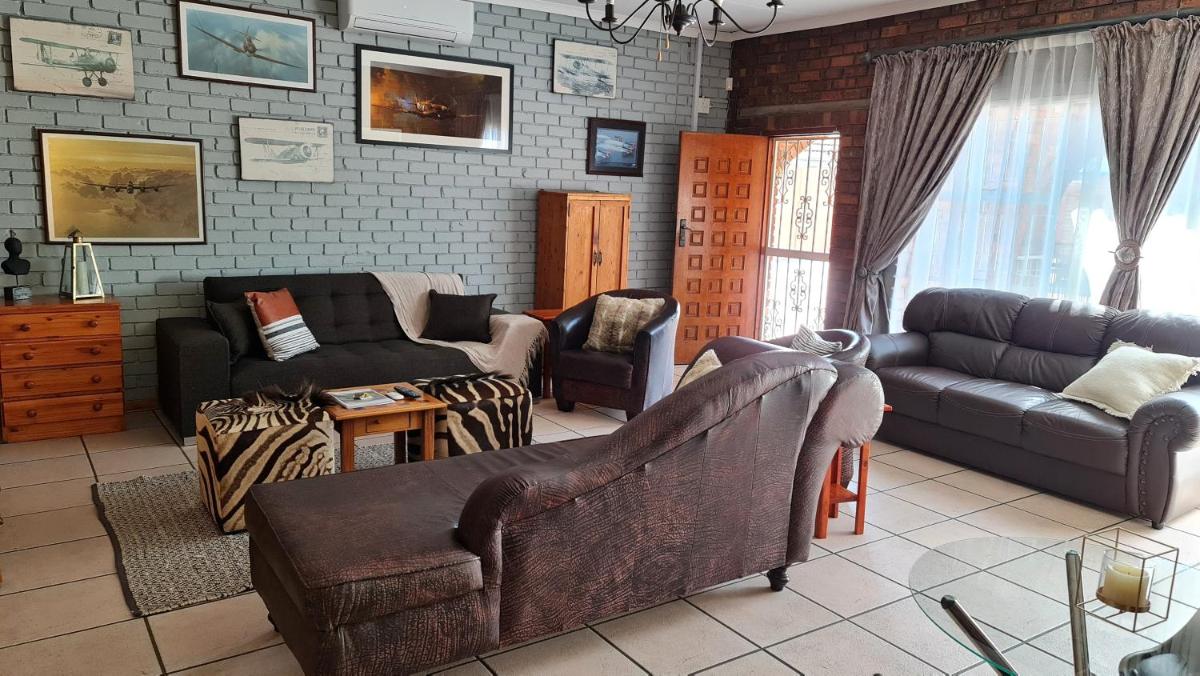 MFT GUEST HOUSE - Housity