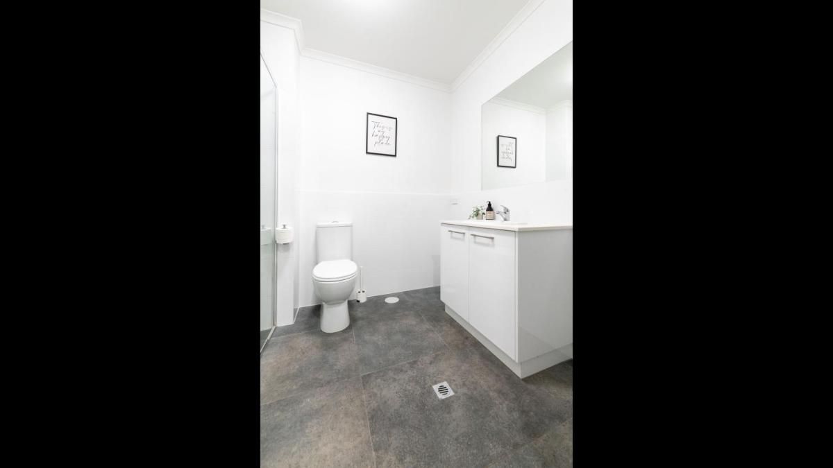 Prospect Apartments - Luxury Accommodation Near City - Housity