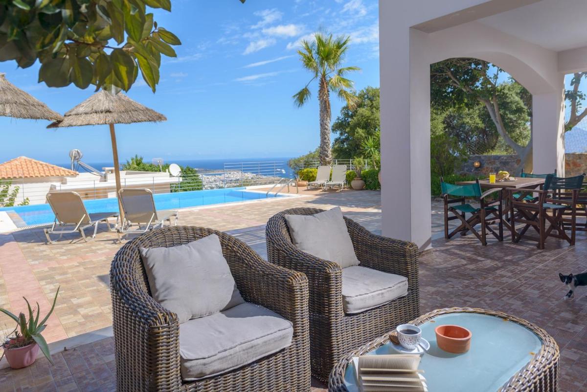 St Nikolas View Villa with private pool - Housity
