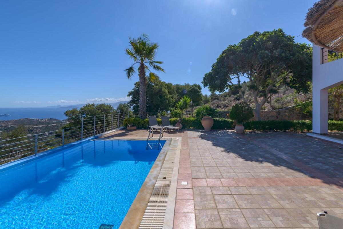 St Nikolas View Villa with private pool - Housity