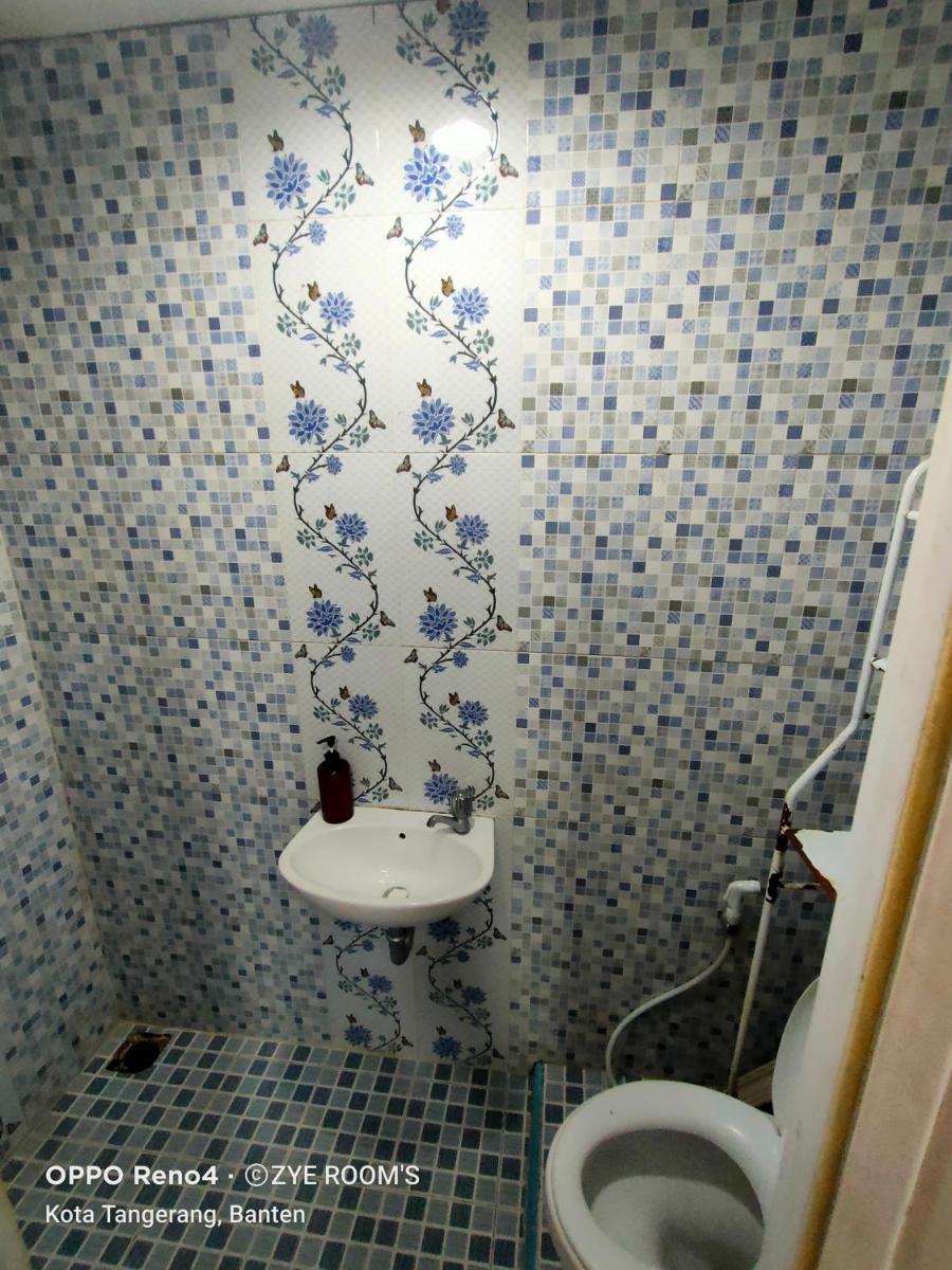 Suitetrails - Zye Room's Apartemen Aeropolis