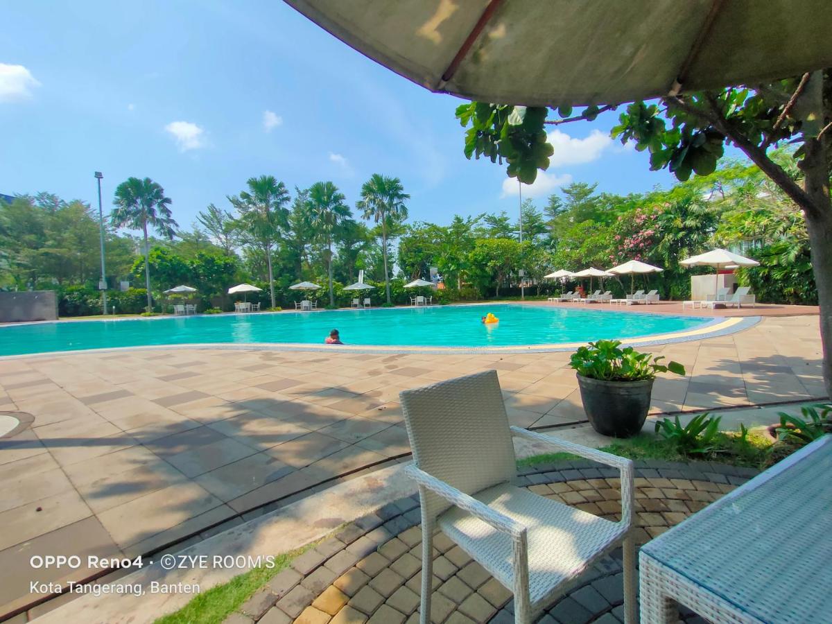 Suitetrails - Zye Room's Apartemen Aeropolis