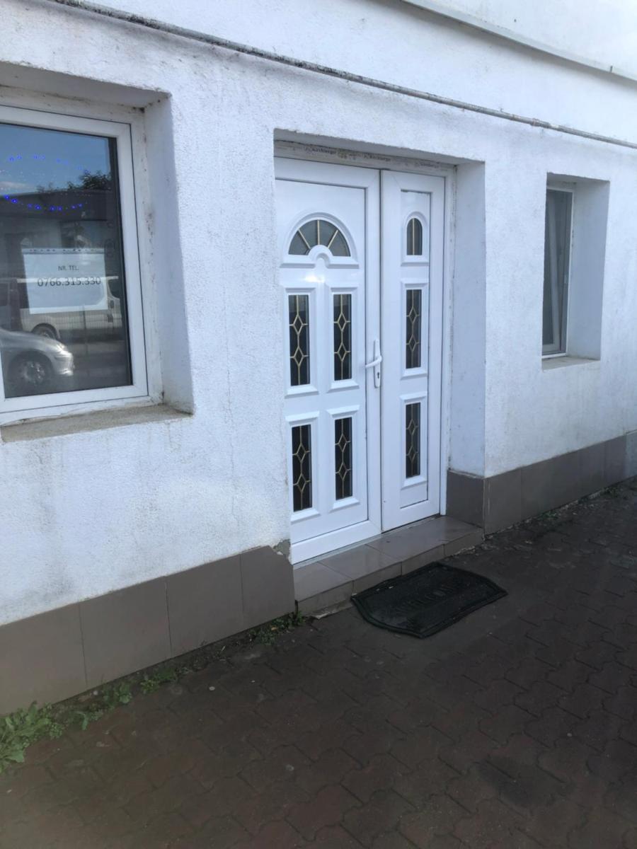 Hostel Mialma - Housity