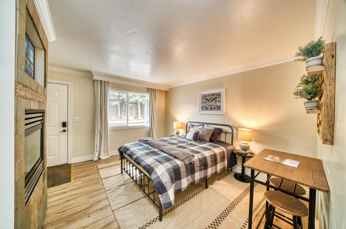 MML Unit 8 - Cozy stay in heart of SLT · Studio & Kitchenette - Housity