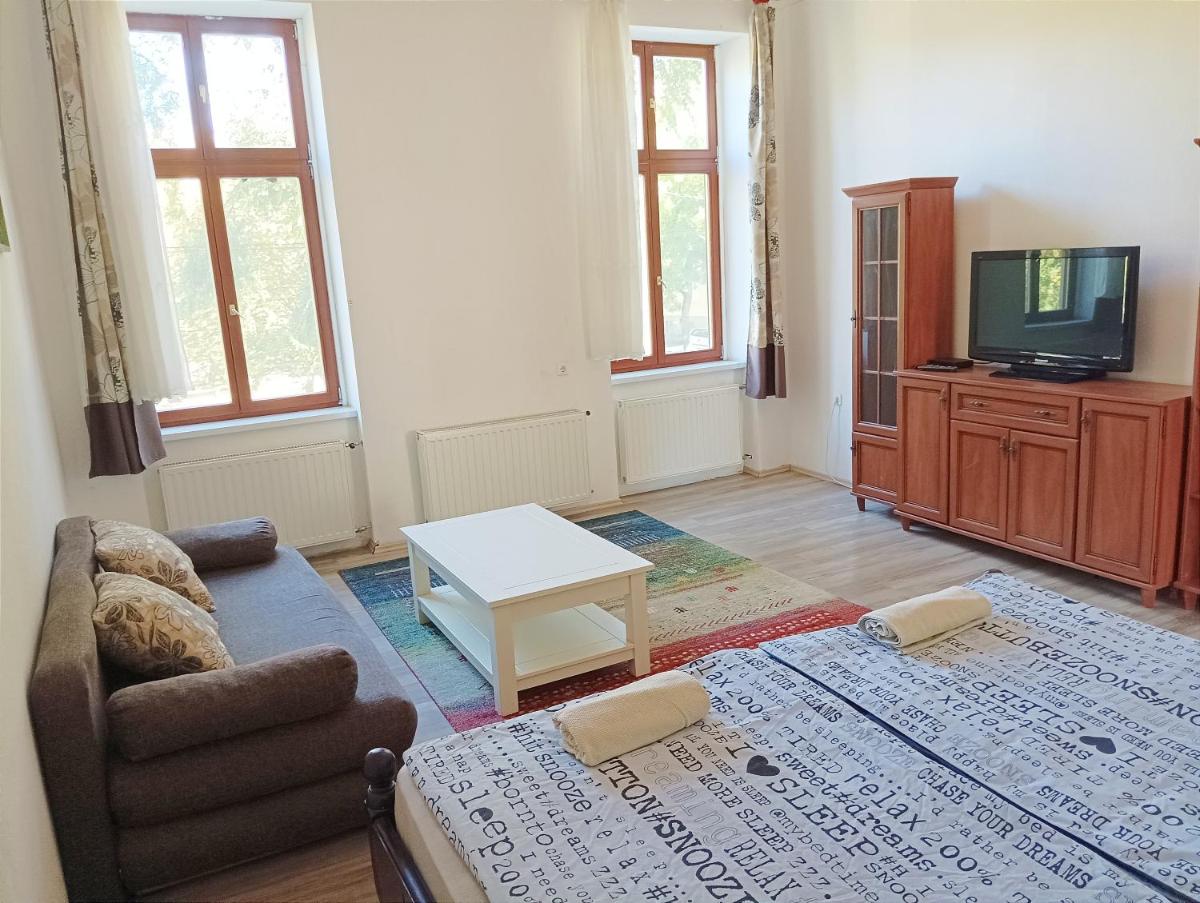 SaraHome1 - Housity