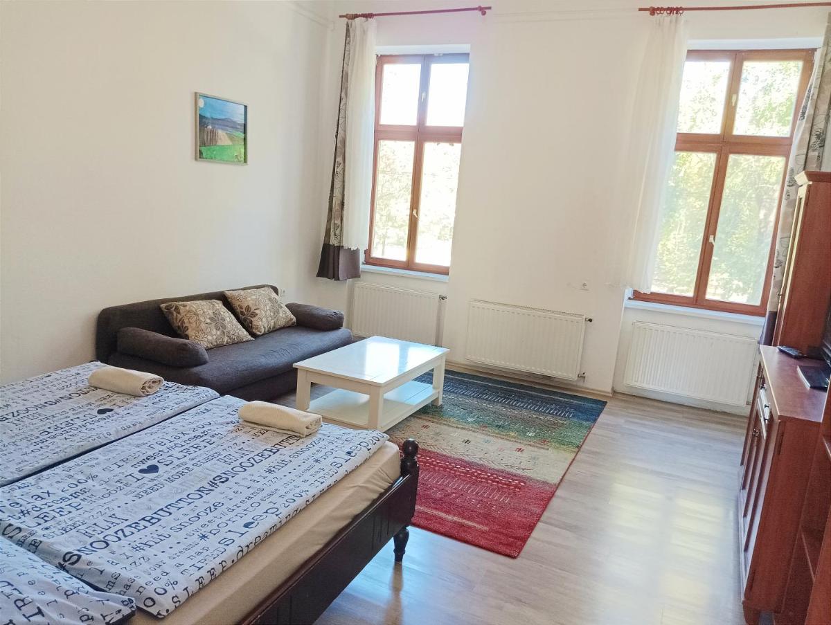 SaraHome1 - Housity