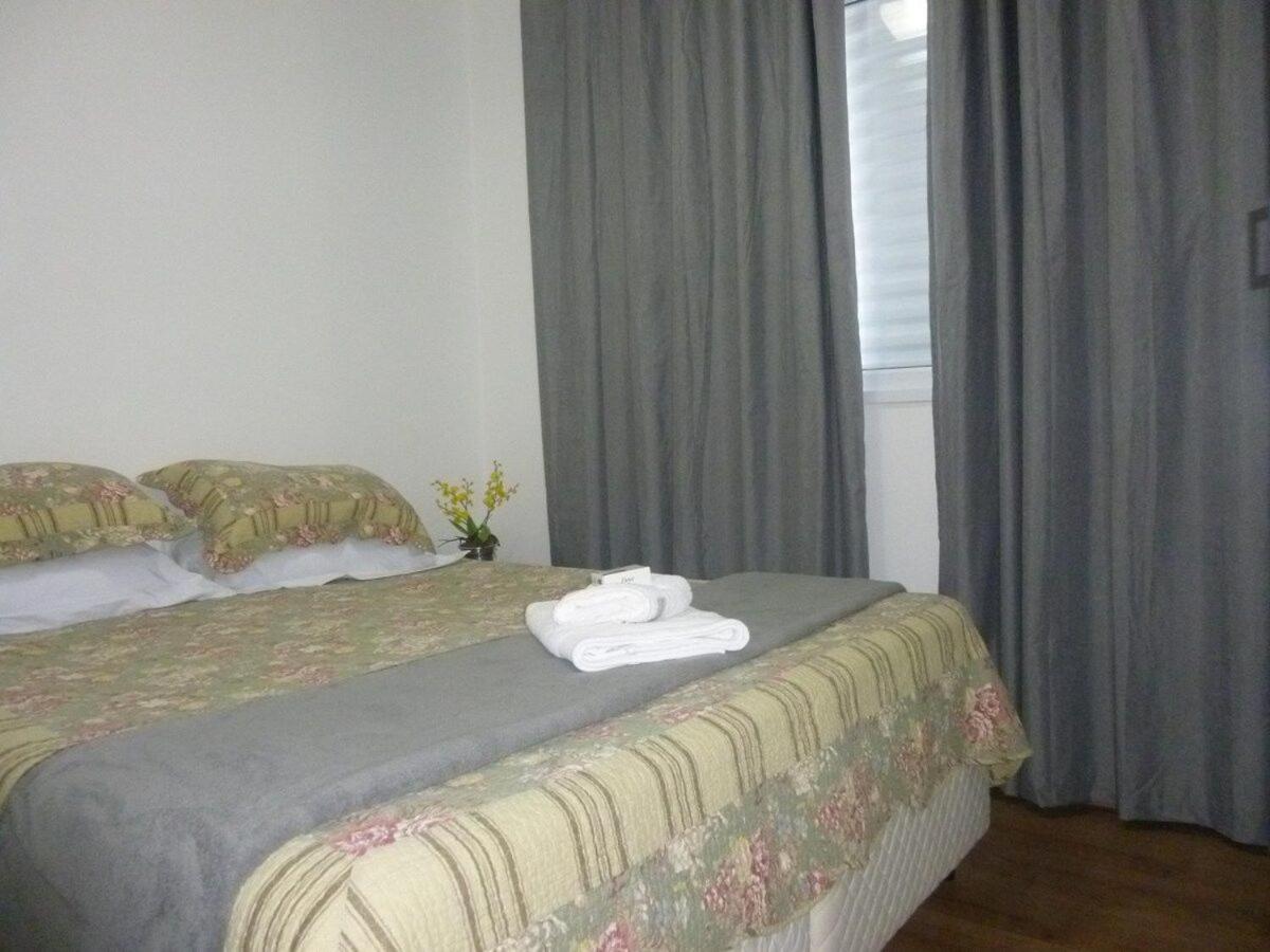 Aconchegante Apartamento em SJC - AR CONDICIONADO -WIFI 240 M - Housity