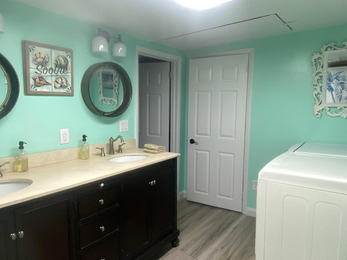 Shipwrecked Quarters - Housity