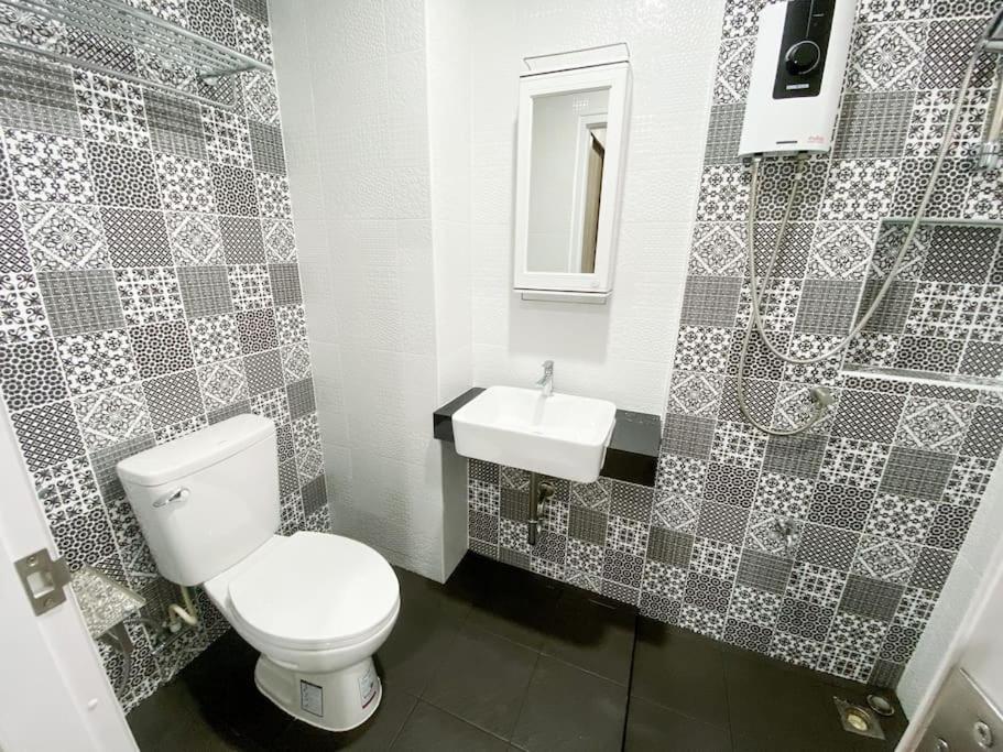 Suitetrails - GP HOUSE apartment - Large bedroom sukhumvit walkdistance BTS