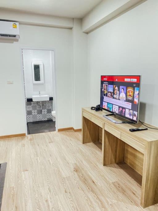 Suitetrails - GP HOUSE apartment - Large bedroom sukhumvit walkdistance BTS
