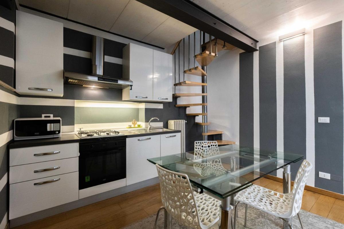 De'Carbonesi, Bologna by Short Holidays - Housity