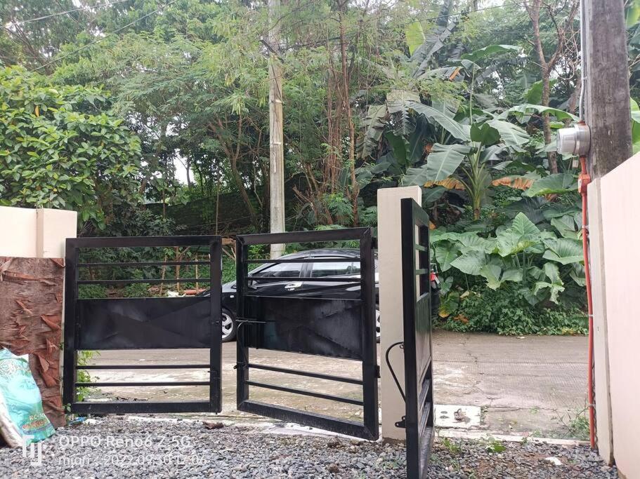 LJ's transient house Northridge Grove, Bria Homes, Tungkong Mangga, SJDM - Housity