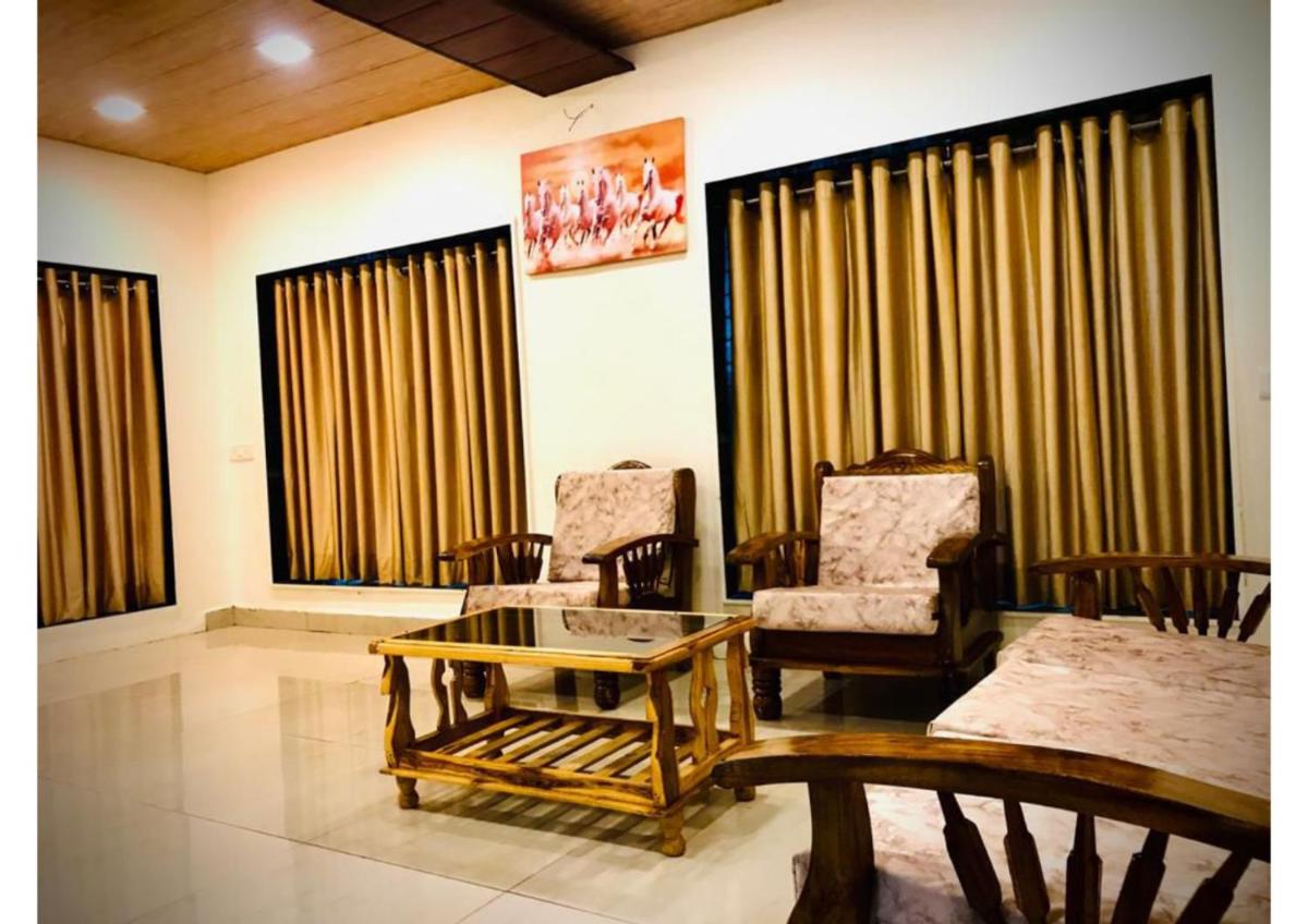 PENT HOUSE VILLA, LONAVALA - Housity