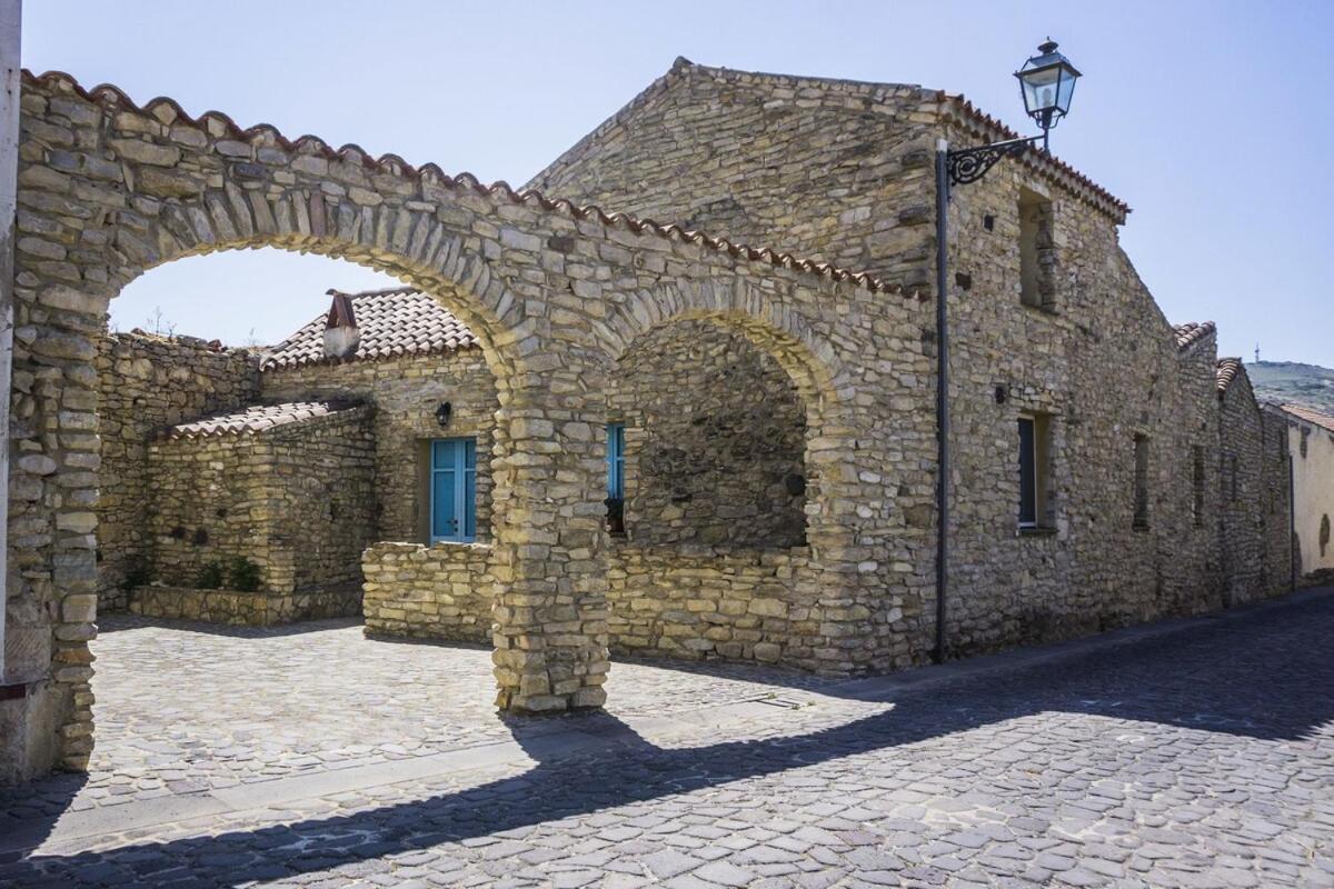 Albergo Diffuso Il Mandorlo - Housity