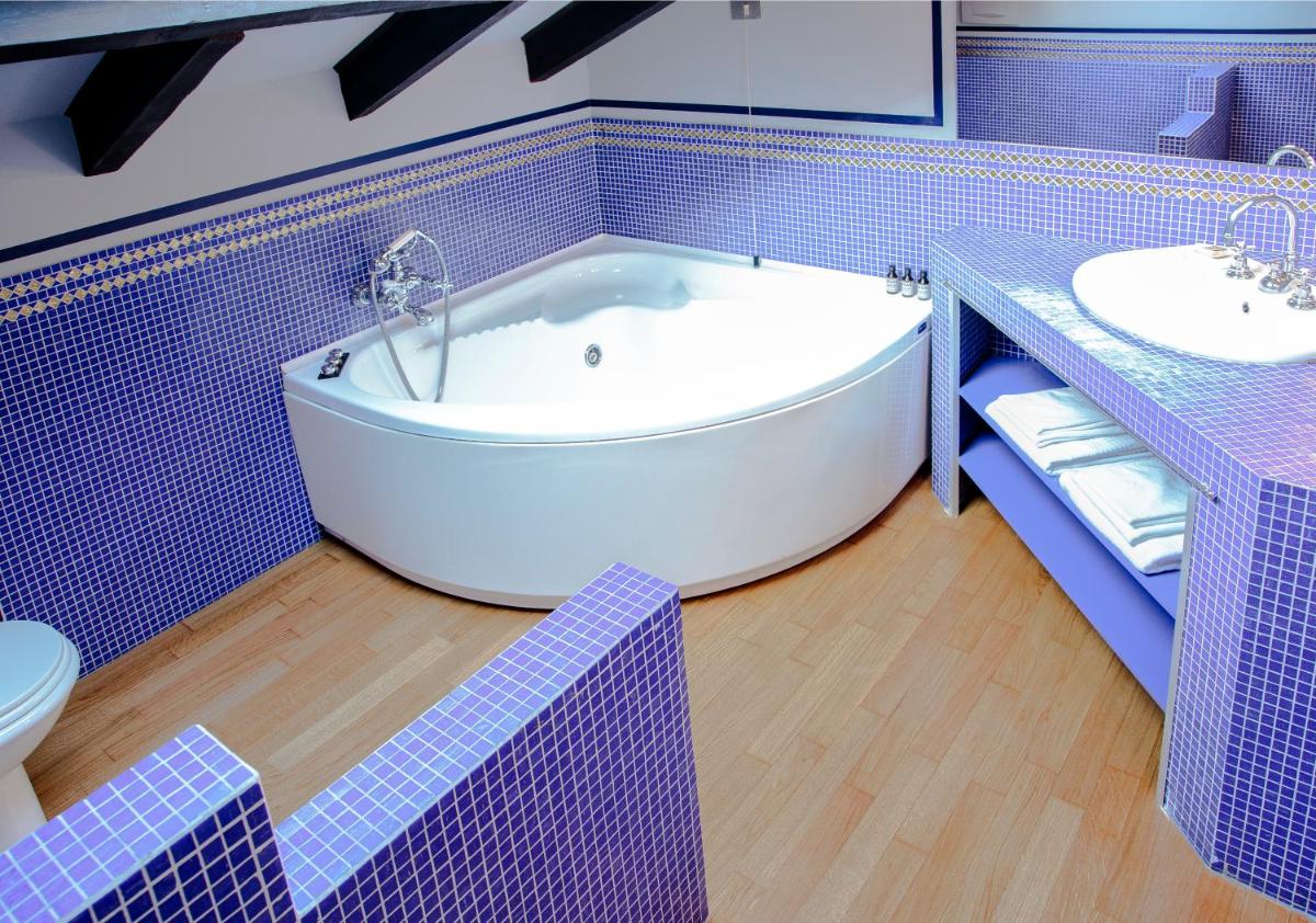 Suitetrails - San Fermo Apartment