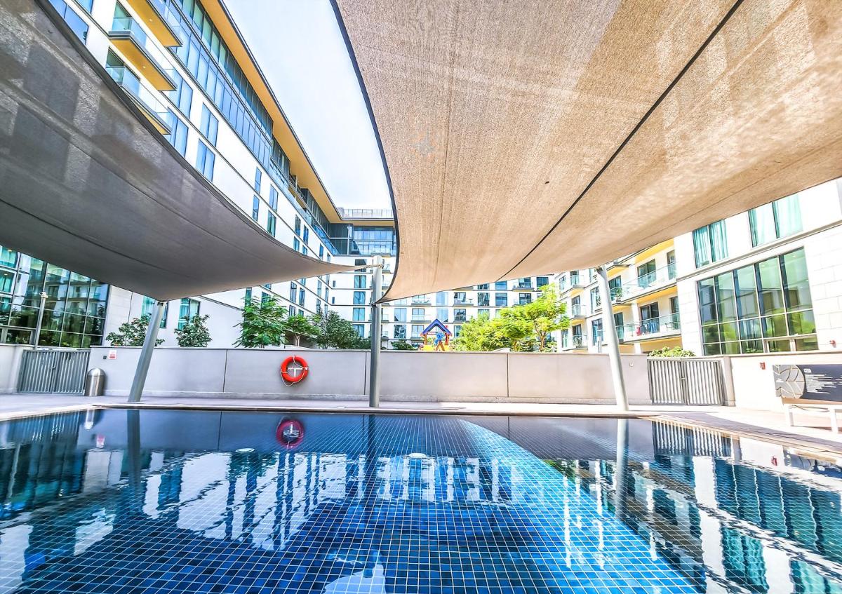 STAY BY LATINEM Luxury Studio Holiday Home G2-2608 near Burj Khalifa - Housity