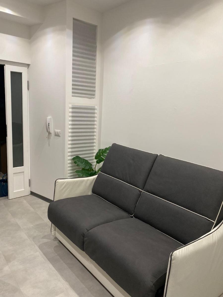 Gold House Filzi - Housity