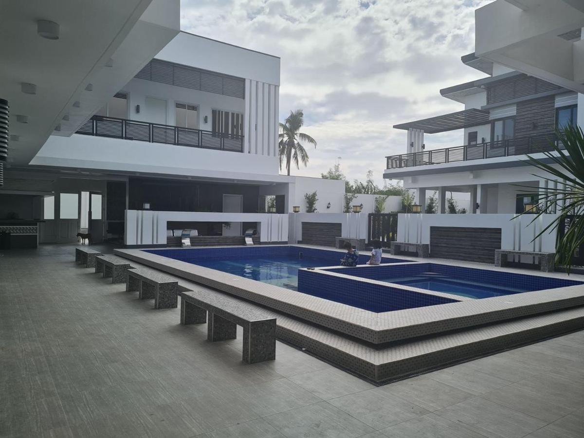 Suitetrails - Dampa Poolside Events & Accommodation