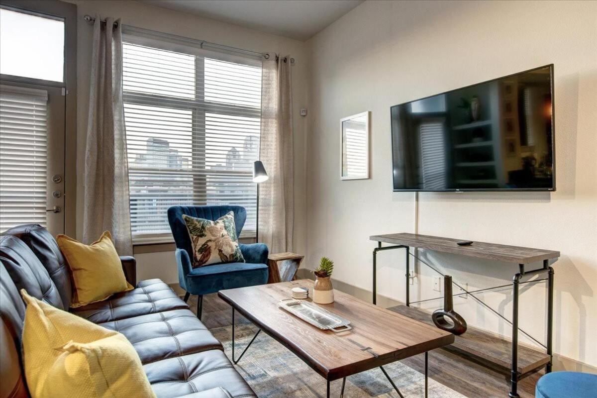 Continuum Homes - Dallas - Housity