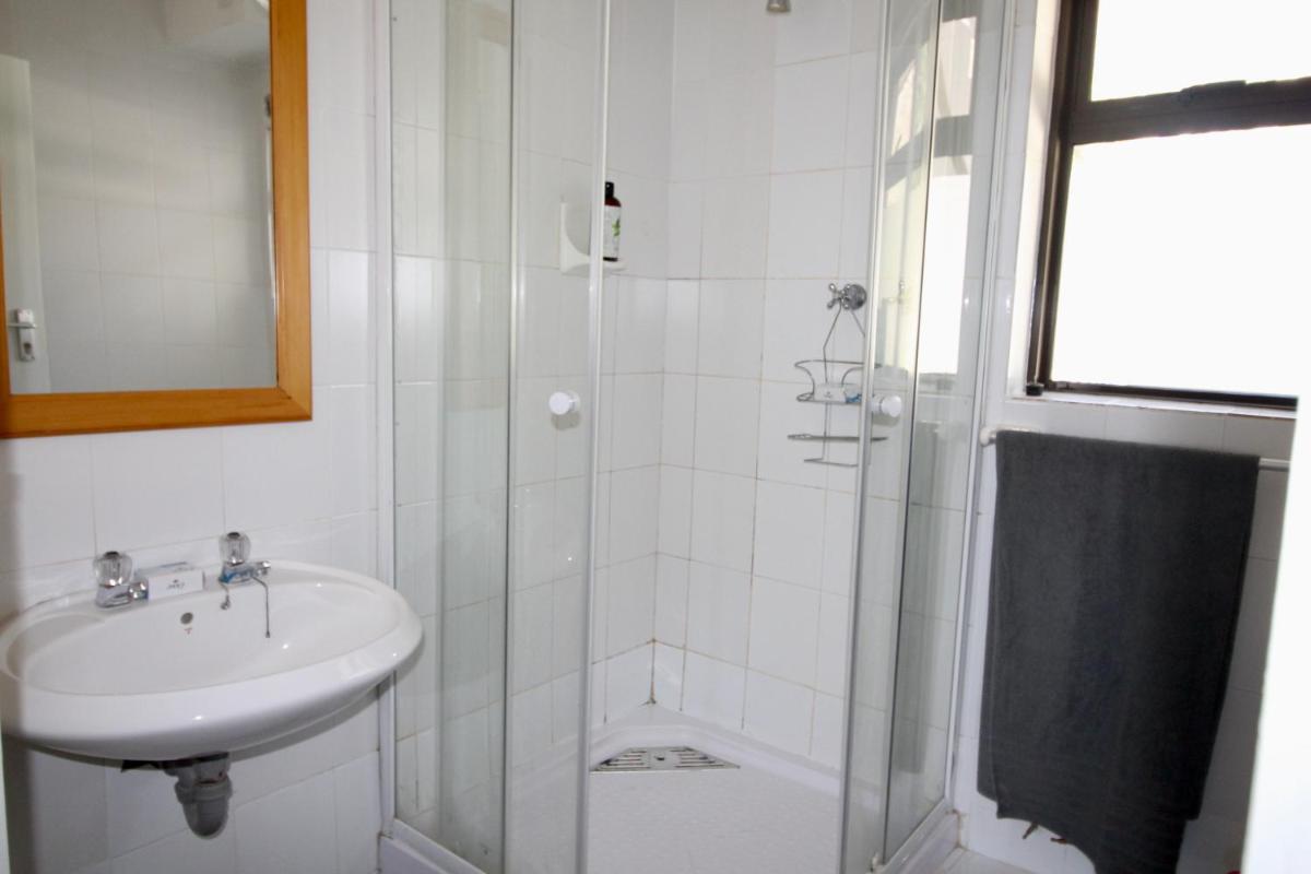 Suitetrails - Camps Bay sea view apartment