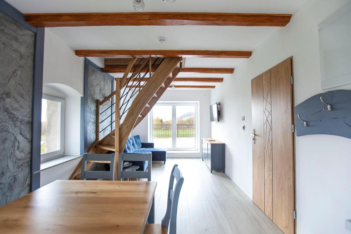 Apartamenty na Skraju - Housity