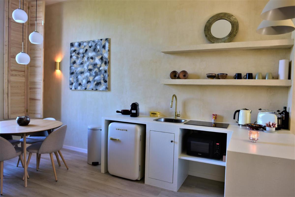 SLEEP INN - Junior Suite 2 Cityview - Hizvo