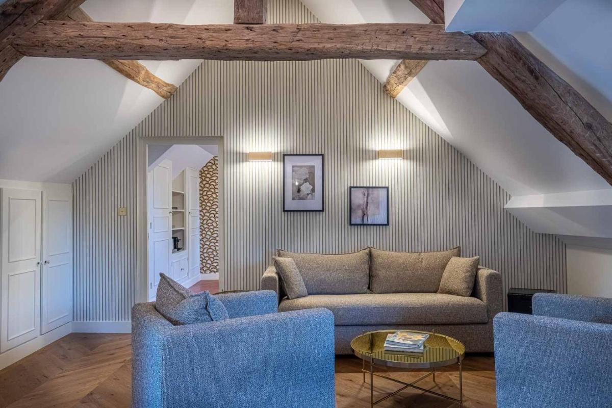 Coin salon dans l'établissement La Borde en Sologne Château & Spa