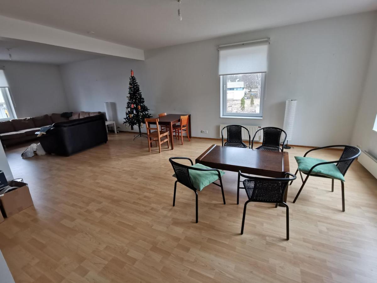 Inviting 4-Bed House in Turku very close citycente - Housity
