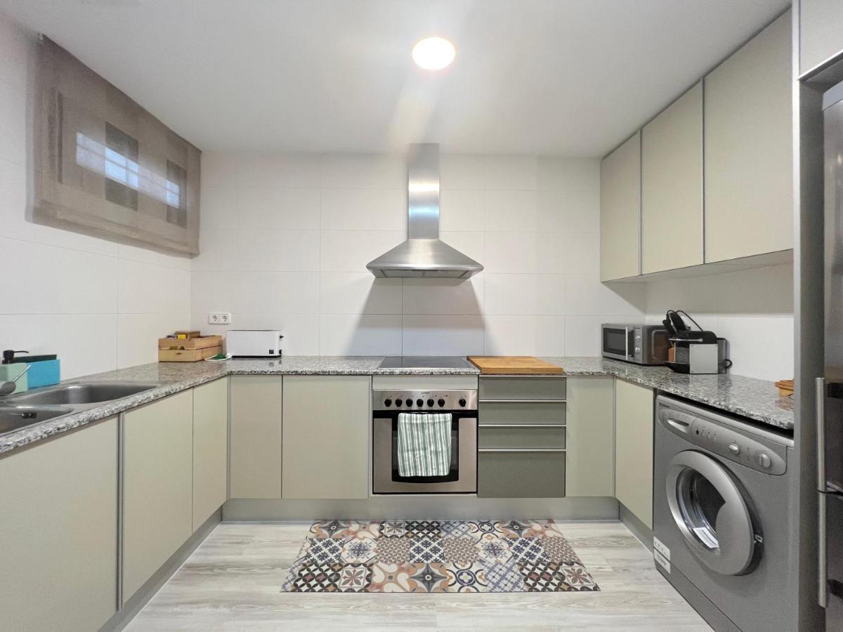 Coma-Ruga Beach Apartment - Housity