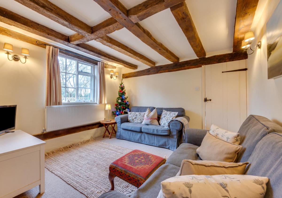 1 Church Farm - Housity