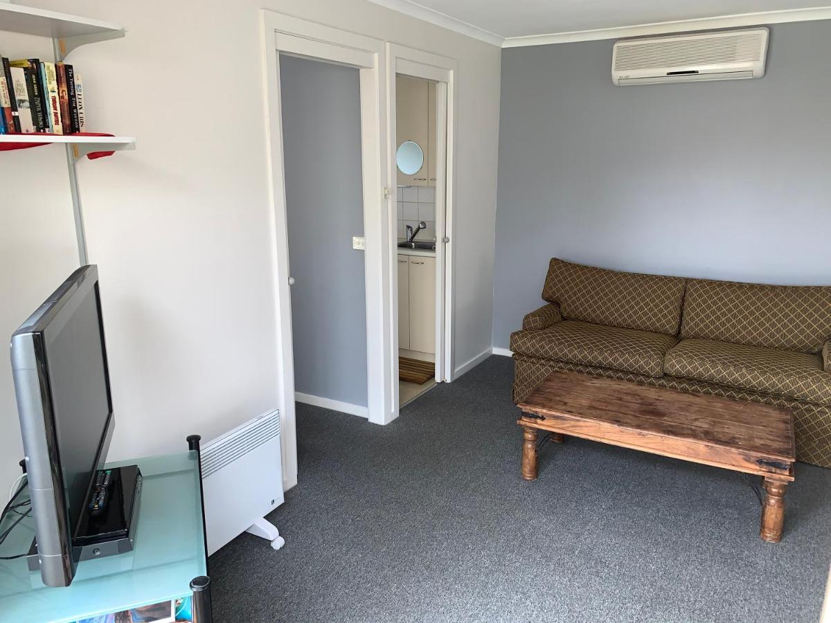 Suitetrails - Portarlington Holiday Apartment